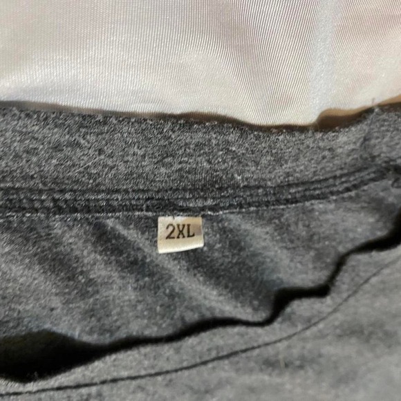 Grey and pink neon moon tee size XXL - Picture 3 of 4